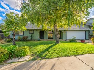 3353 Cessna Dr, Redding, CA 96001