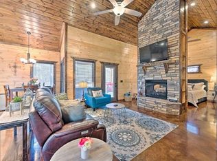 18 Secluded Acres Ct, Broken Bow, OK 74728