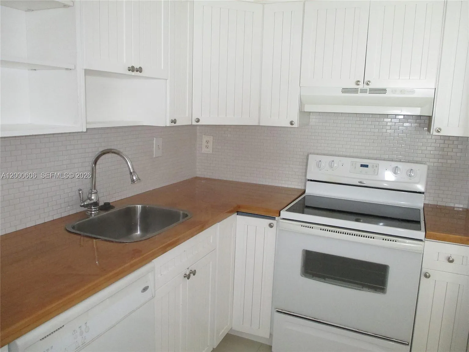 Brickell Place Condo — Photo 3