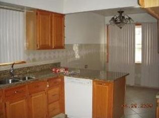 10333 McNerney Dr, Franklin Park, IL