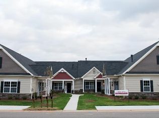 220 Hawks Nest Cir, Clemmons, NC 27012