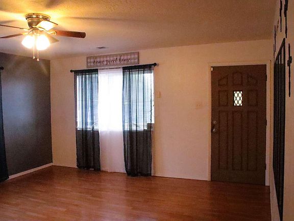 3rd image of 6209 Sunset Gardens Rd SW