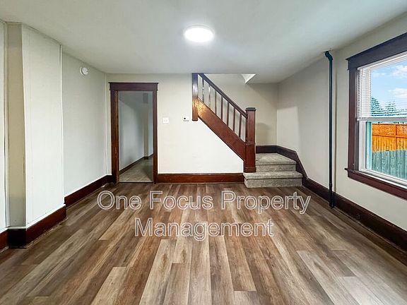 3rd image of 1106 W Central Ave