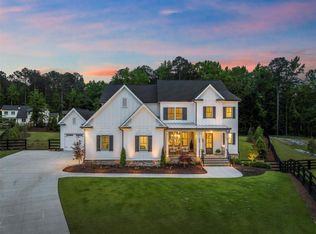 668 Bit Oluck Dr, Suwanee, GA 30024