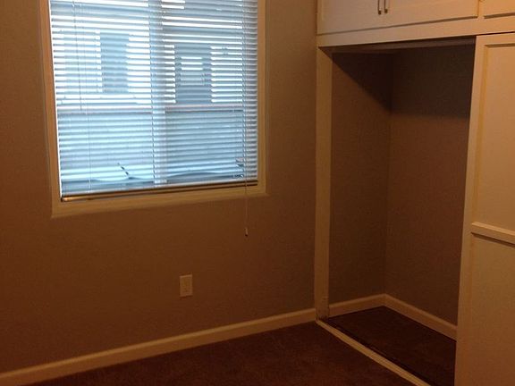 4th image of 945 Opal St