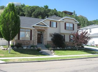 568 E Rocky Mouth Ln, Draper, UT 84020