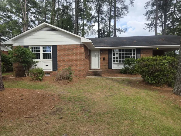 906 Orchard Dr, Fayetteville, NC 28303