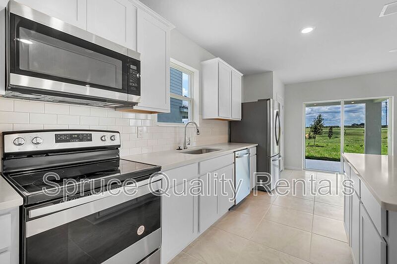 1st image of 7744 Syracuse Dr