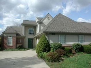 709 E Moss Creek Cir, Bloomington, IN
