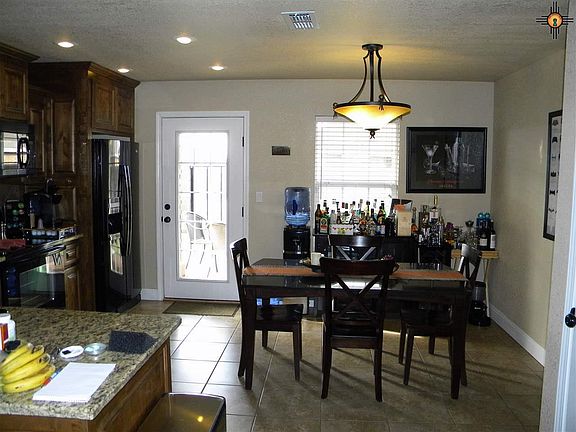 4th image of 313 Carmel Dr