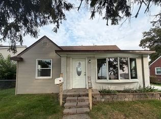 134 N Rose St, Mount Clemens, MI 48043