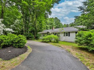 35 Highland Dr, Chichester, NH 03258