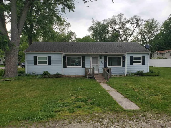 406 W Rogers St, Osceola, IN 46561