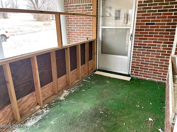 2nd image of 89 McDonald Ave