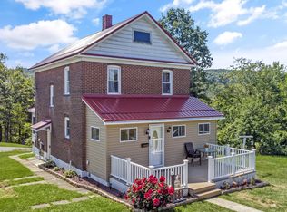 1502 Penn St, Nanty Glo, PA