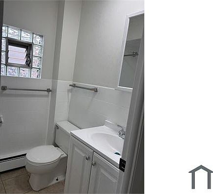 4th image of 10401 S Ewing Ave #2R