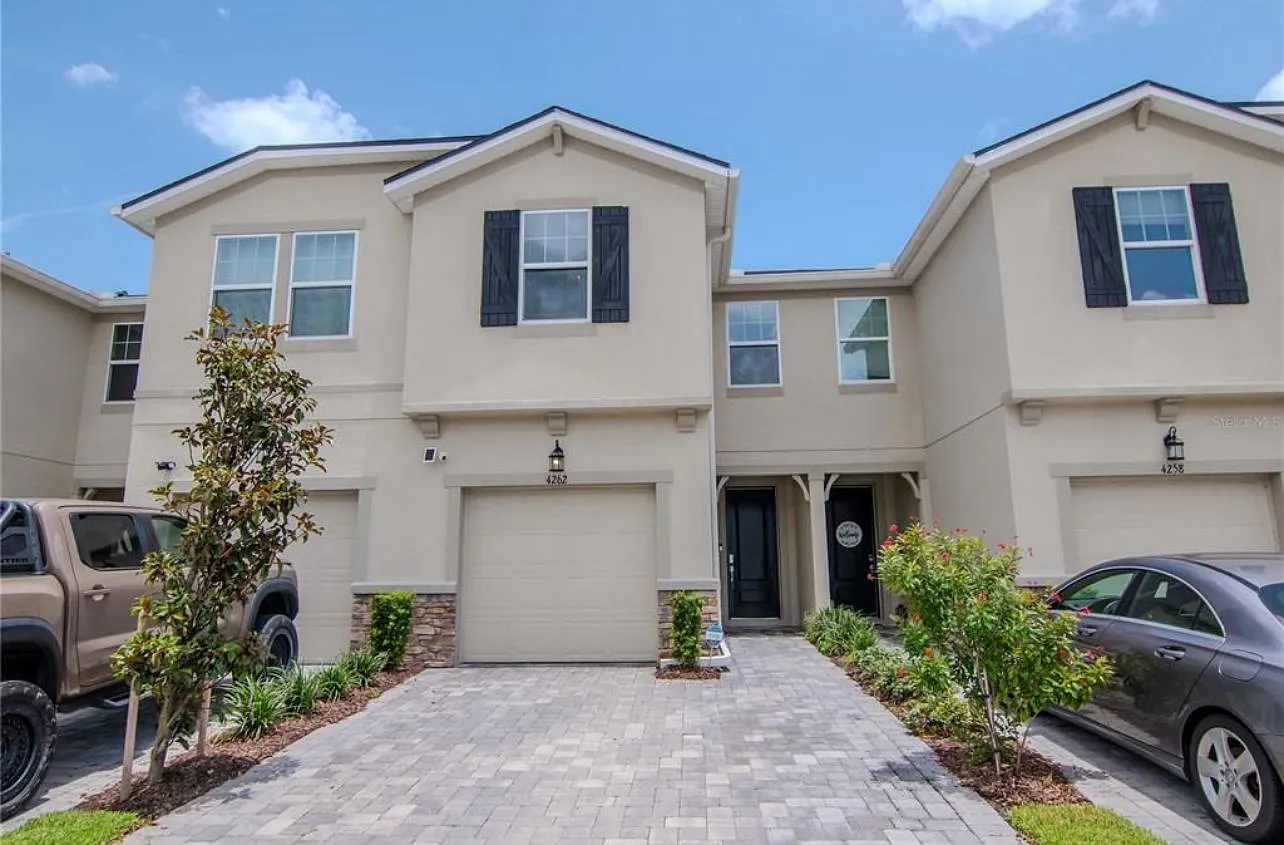 3 bed, 1680 sqft, $2,350 — Photo 1