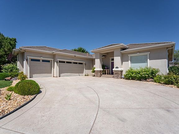4th image of 7330 Island Queen Dr