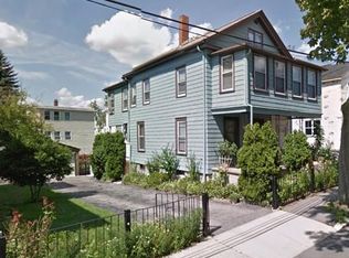 29 Farragut Ave, SOMERVILLE, MA 02144