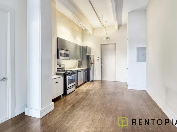 808 Driggs Avenue image 3 of 6