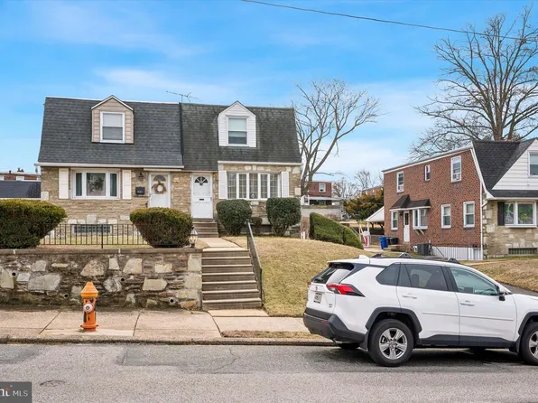 8637 Bridle Rd, Philadelphia, PA 19115