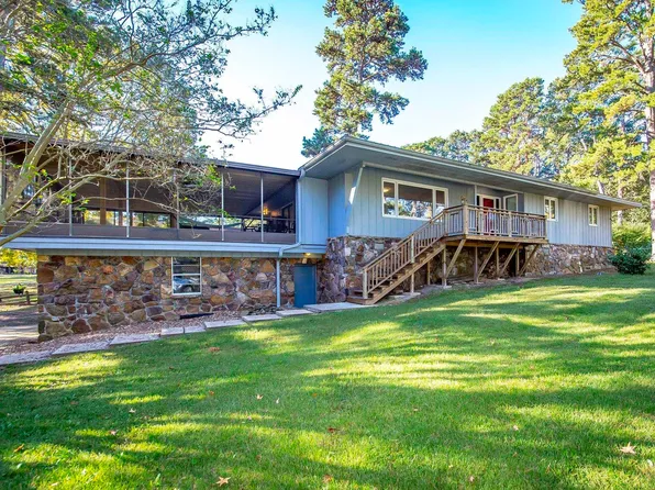 2412 Elmwood Dr, Heber Springs, AR 72543