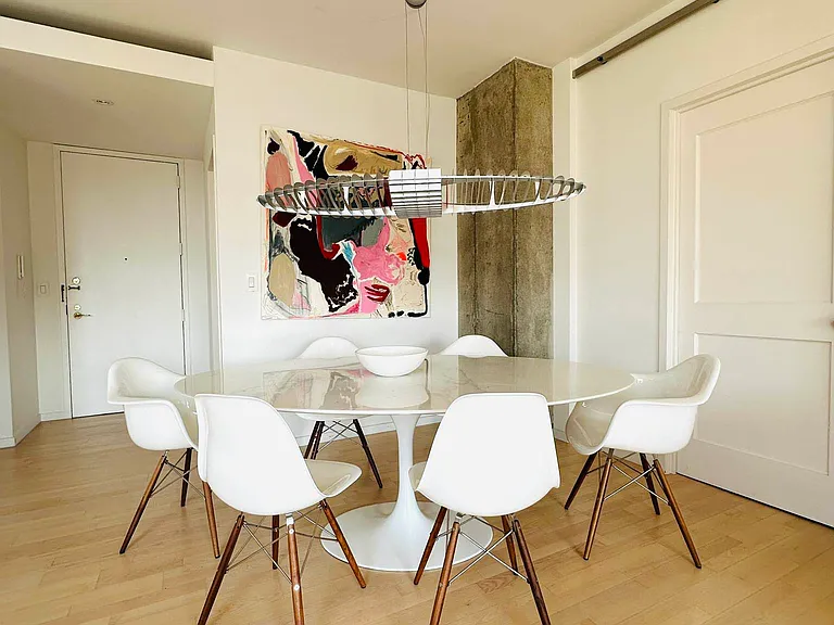 188 E 64th St #1506 — Photo 9