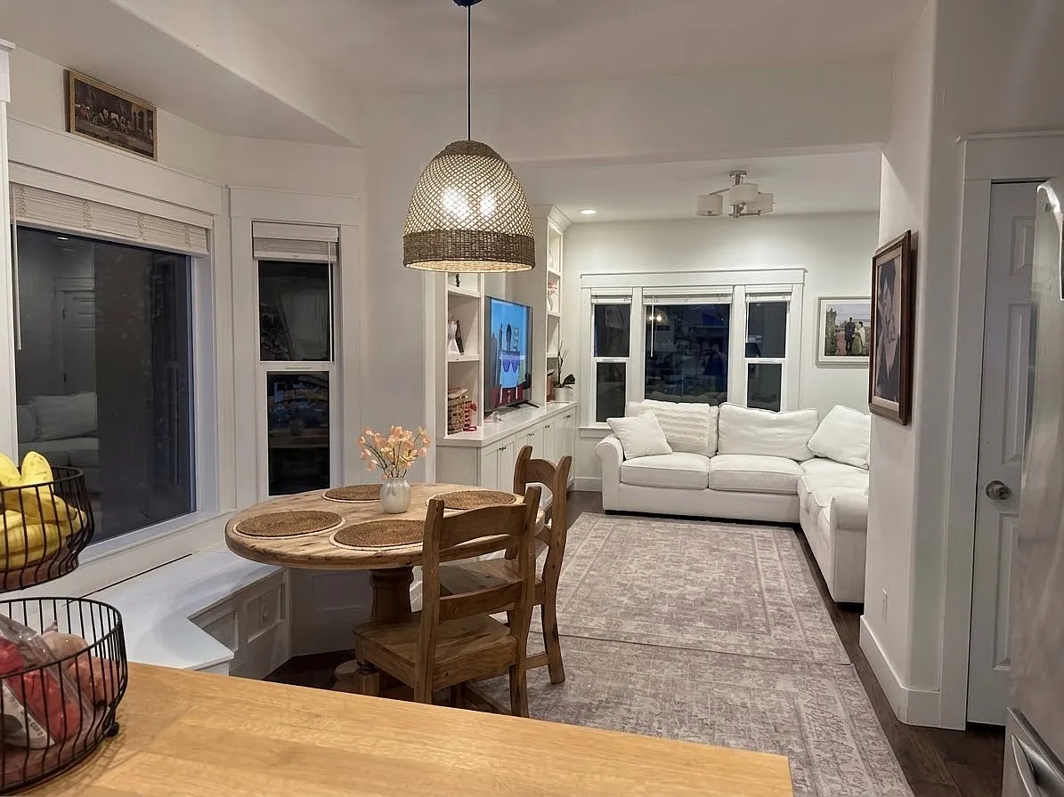 4 bed, 3.5 bath, 1880 sqft, $3,000 — Photo 3