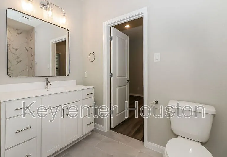 9910 Clark Rd #B — Photo 14