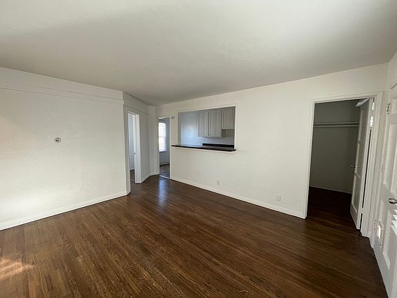 3rd image of 1703 W Balboa Blvd APT 9