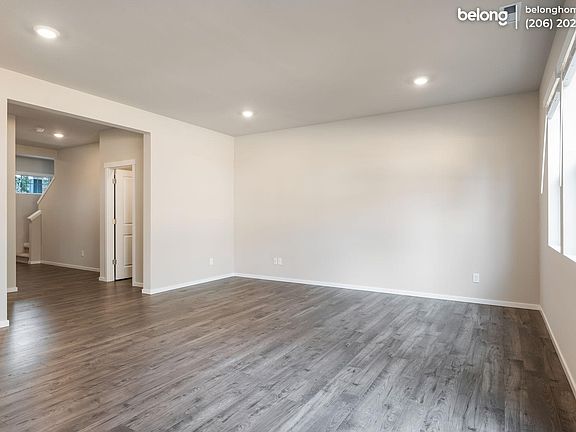 4th image of 5719 151st Street Ct E #Ce5