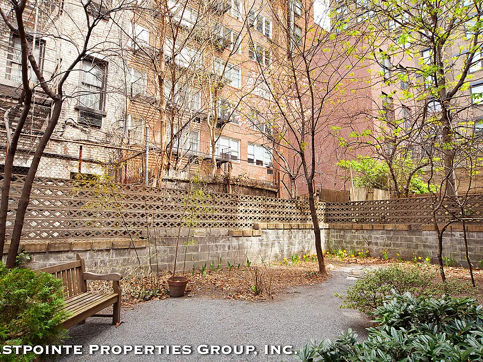 145 E 29th St
