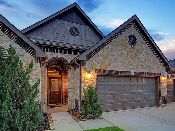 3rd image of 8619 Dalton Crest Dr