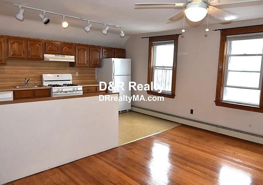1st image of 80 Medford St #2