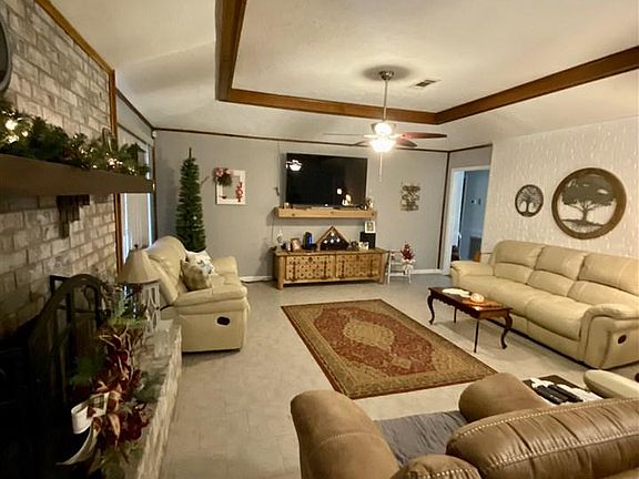 5th image of 8251 Dogwood Dr