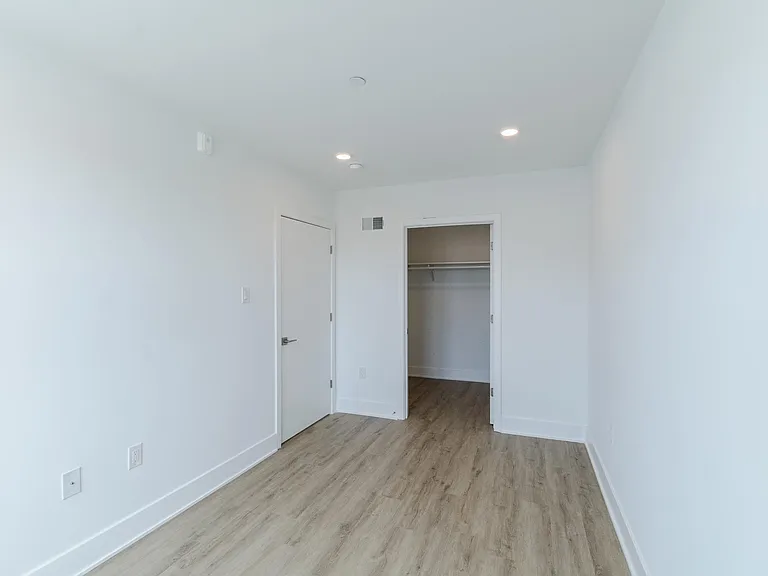 1201 W Girard Ave — Photo 107