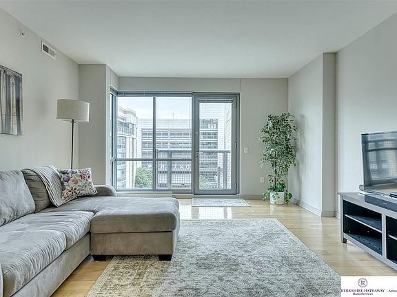 3rd image of 220 S 31st Ave APT 3410