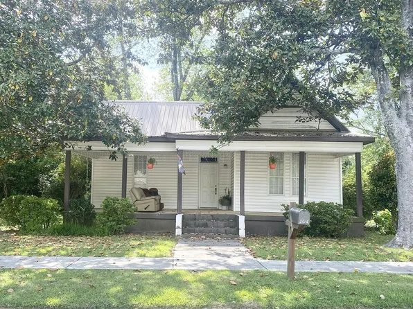 104 Orion St, Troy, AL 36081