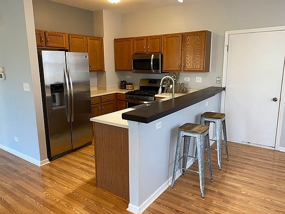 2nd image of 114 Lilac Ln