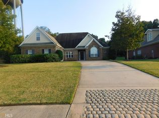 227 Yardsley Dr, McDonough, GA 30253