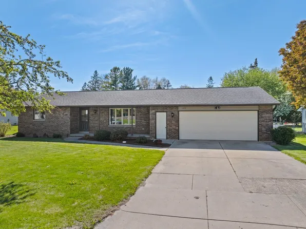 1010 Amberly Trl, Green Bay, WI 54311