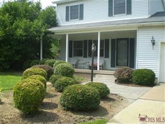 2nd image of 3945 Holiday Dr