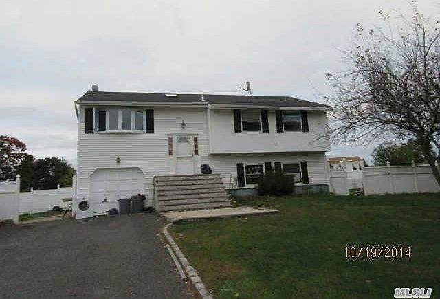 1st image of 18 Loma St