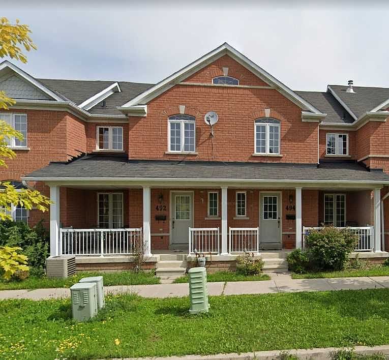 2nd image of 494 Bur Oak Ave