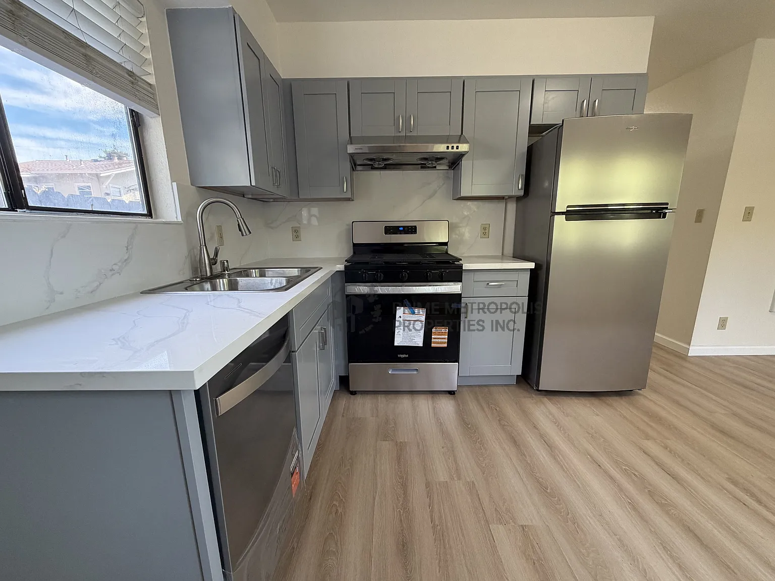 445 - 447 Haddon Rd Oakland CA 94606 HHL - 447 L — Photo 2