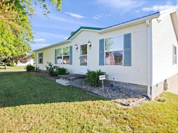 96 S Endicott St, Poseyville, IN 47633