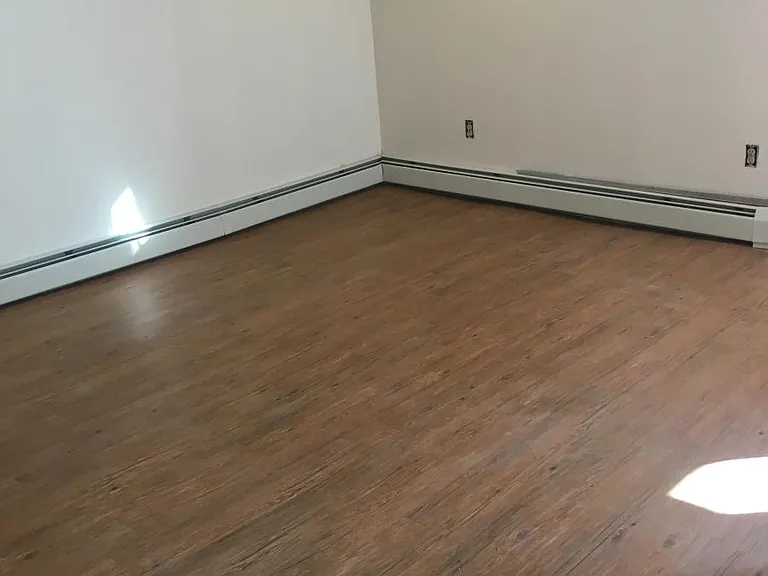 120 Cypress St — Photo 8