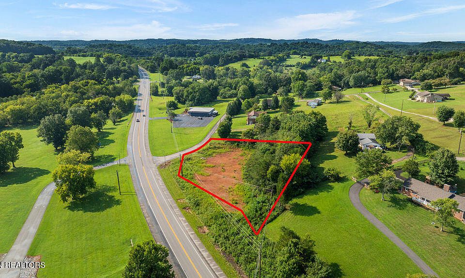 1st image of 124 Holt Dr