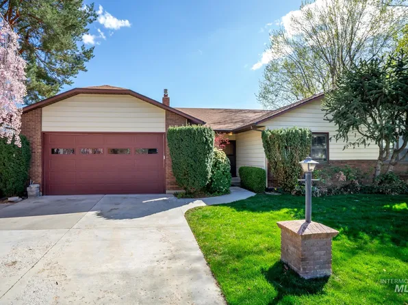 2475 E Parkside Dr, Boise, ID 83712