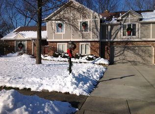 402 Westminster Dr, Noblesville, IN 46060